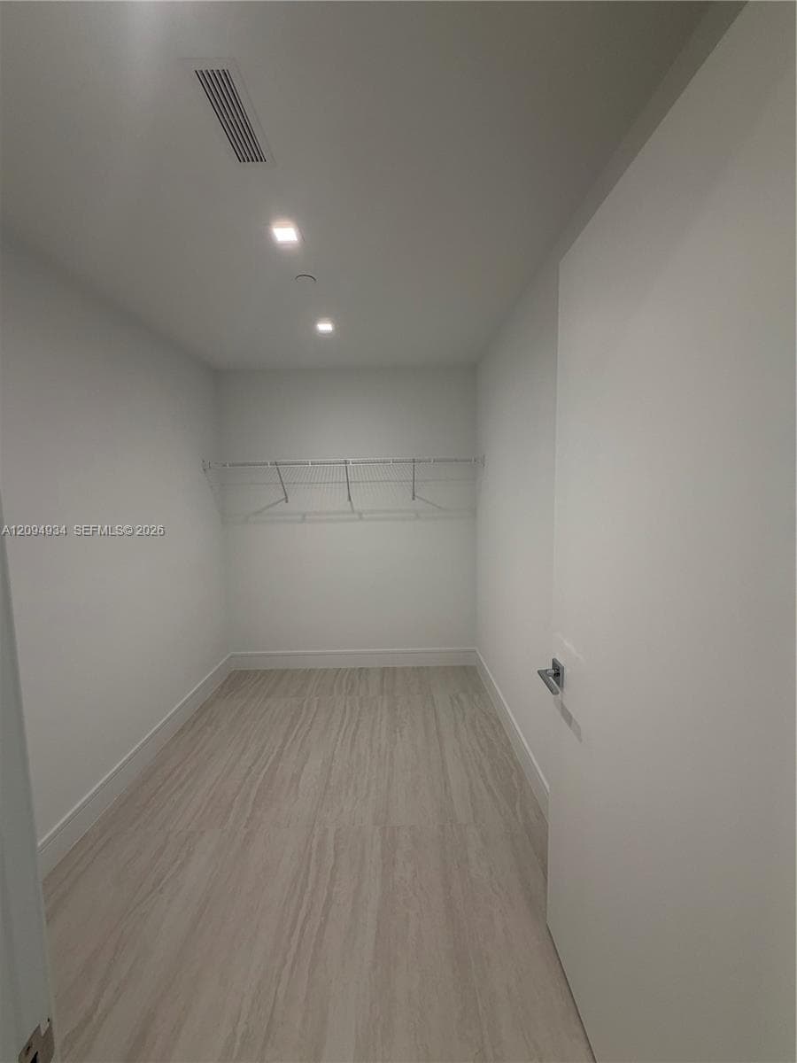 One Park Tower · #2408 in Miami - Photo 13