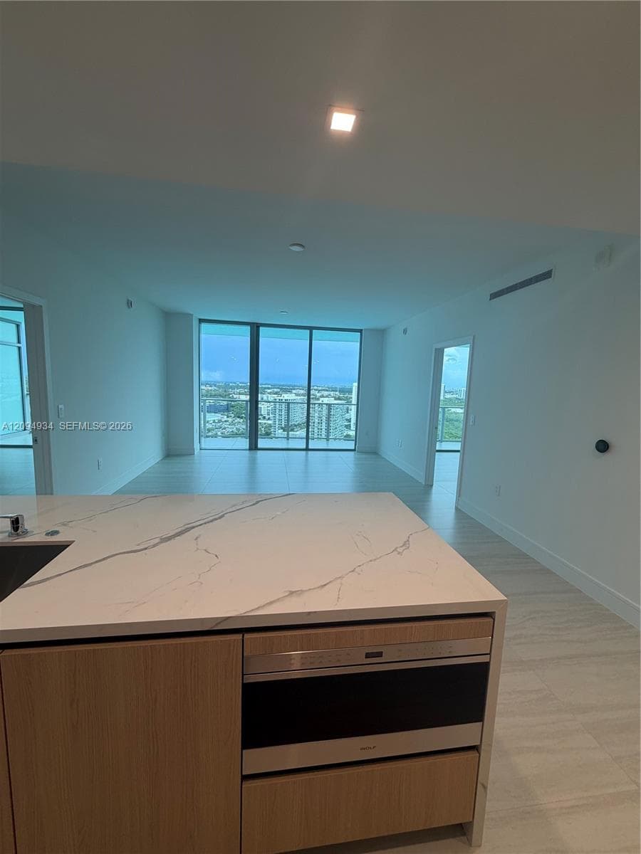 One Park Tower · #2408 in Miami - Photo 4