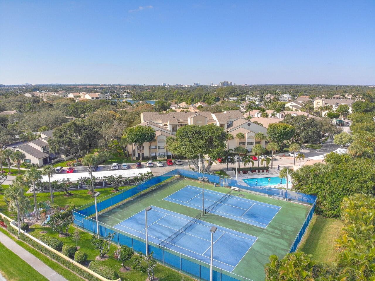 Tennis - Aerial