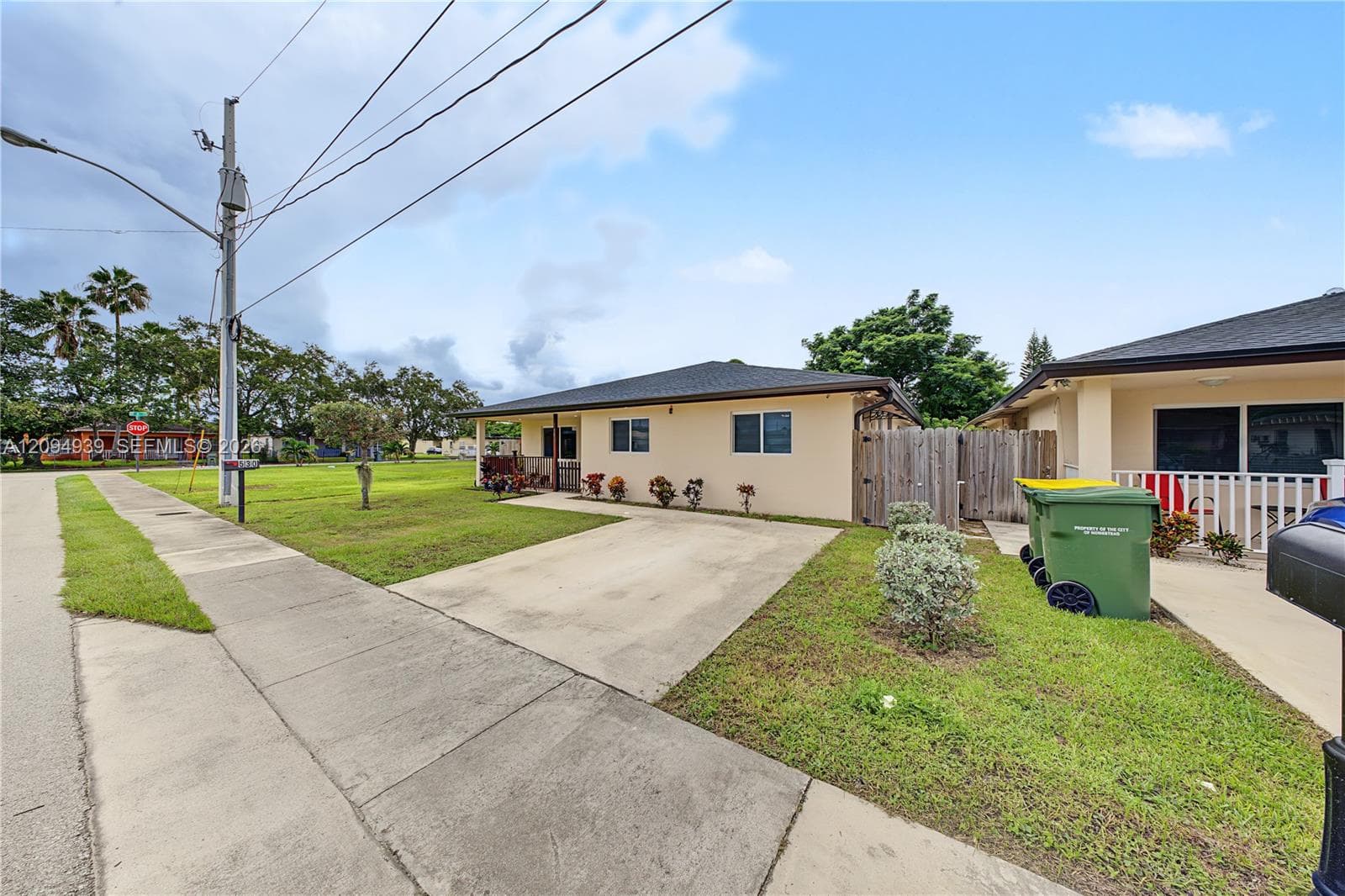 530 SW 7th Ave photo 39