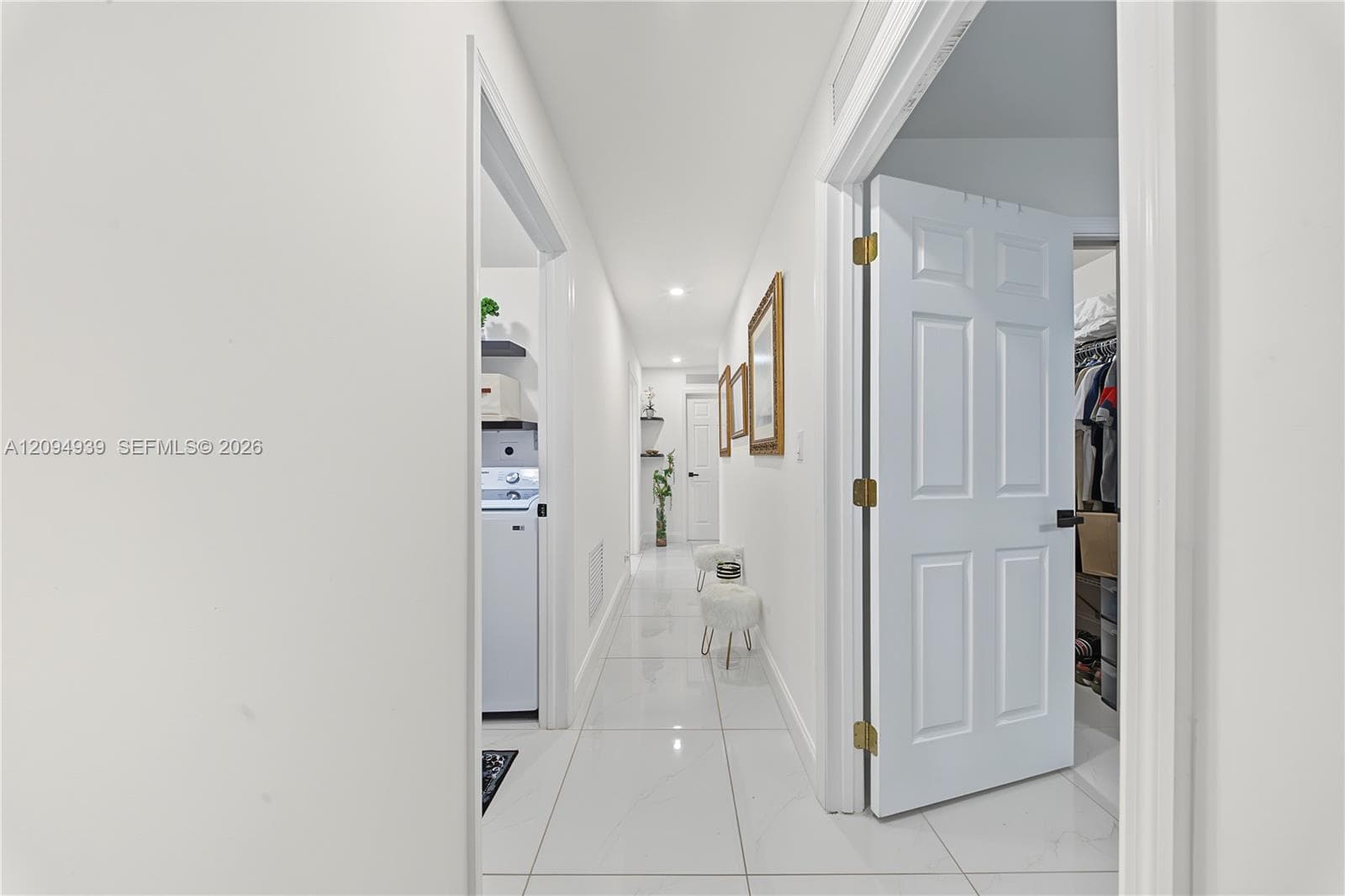 530 SW 7th Ave photo 29