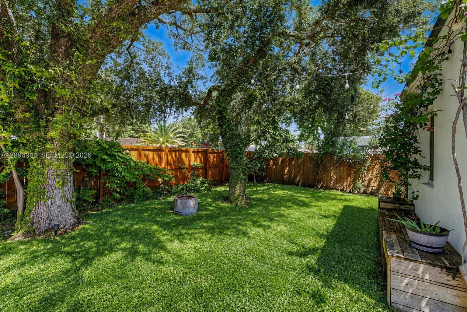 1867 SW 14th Ter photo 30