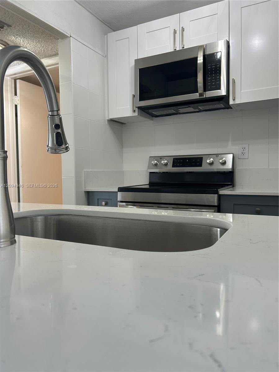 PEPPERMILL KENDALE LK'S W · #A410 in Miami - Photo 10