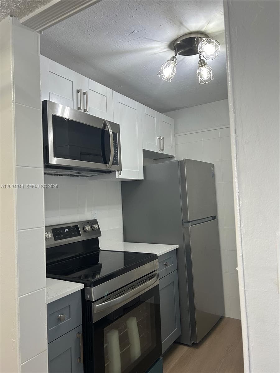 PEPPERMILL KENDALE LK'S W · #A410 in Miami - Photo 11
