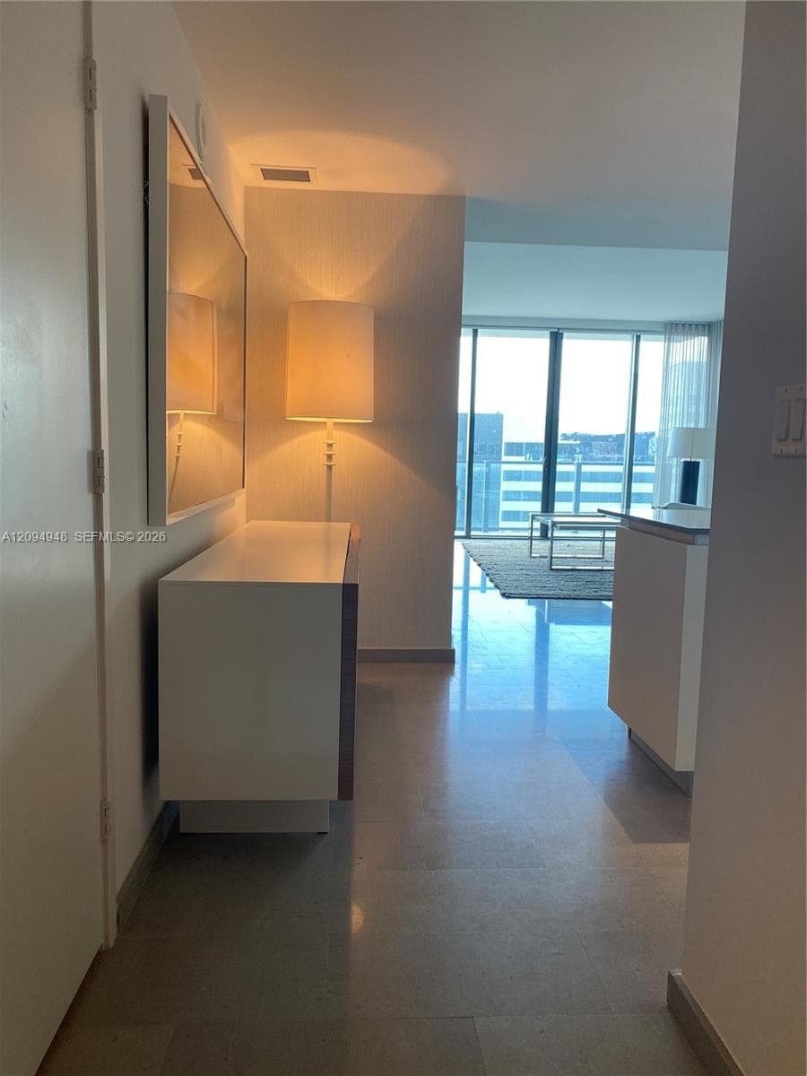 Rise Brickell City Centre · #1904 in Miami - Photo 13