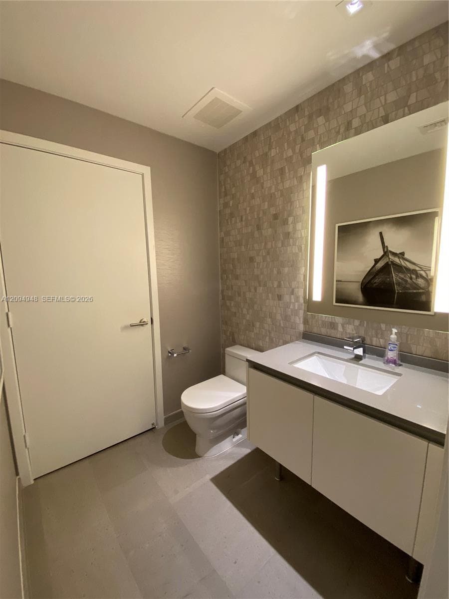 Rise Brickell City Centre · #1904 in Miami - Photo 14