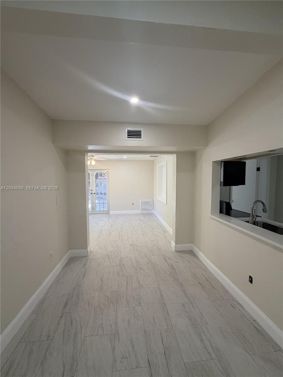 3001 SW 23rd Ter photo 4