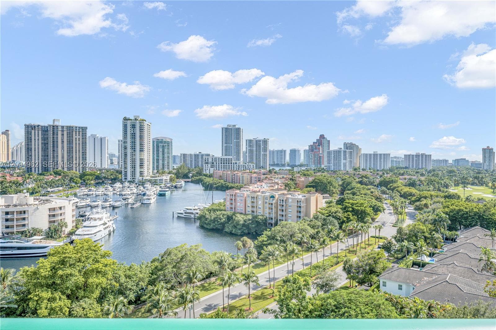 TURNBERRY VILLAGE · #1209 in Aventura - Photo 17