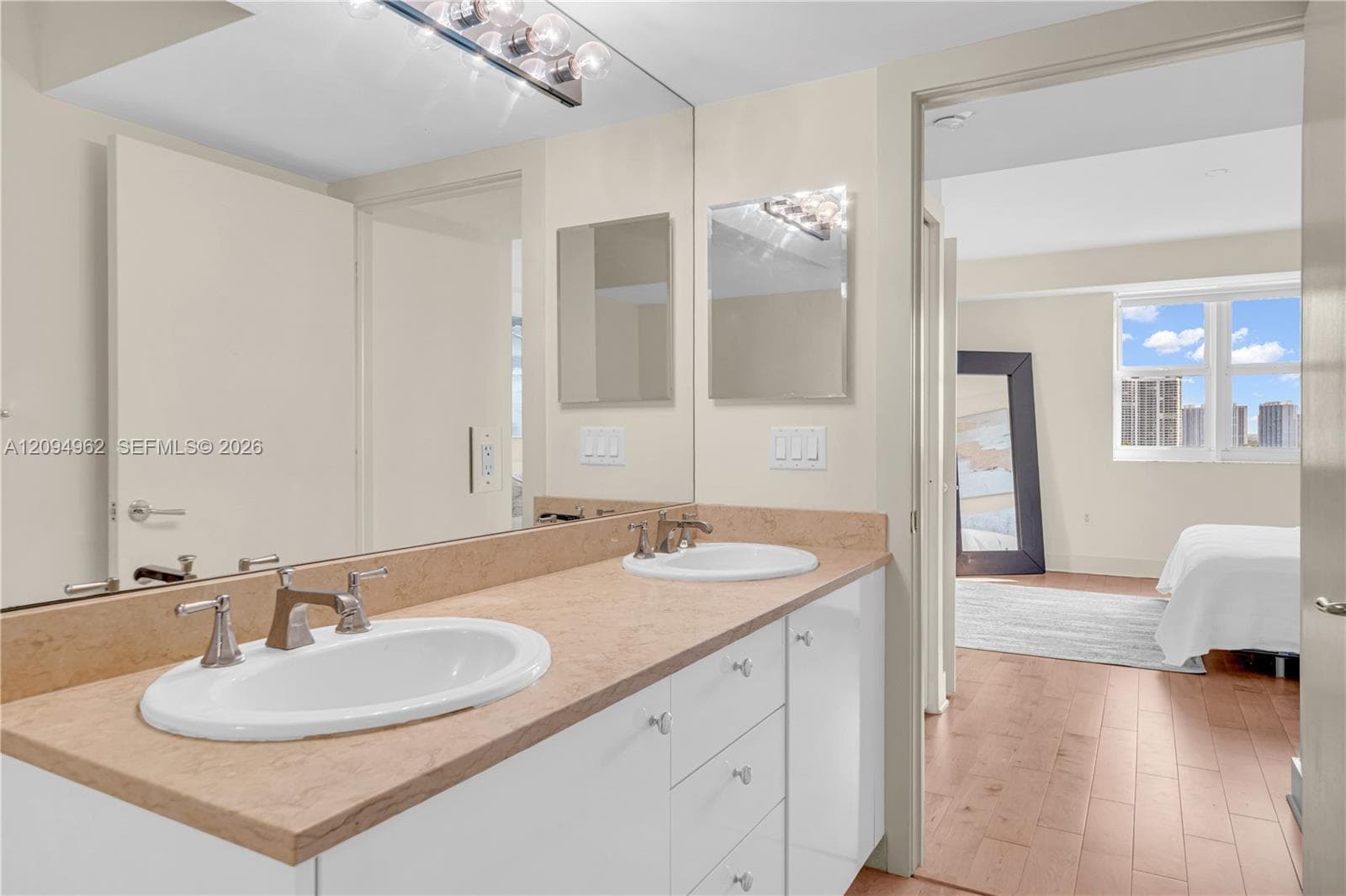 TURNBERRY VILLAGE · #1209 in Aventura - Photo 12
