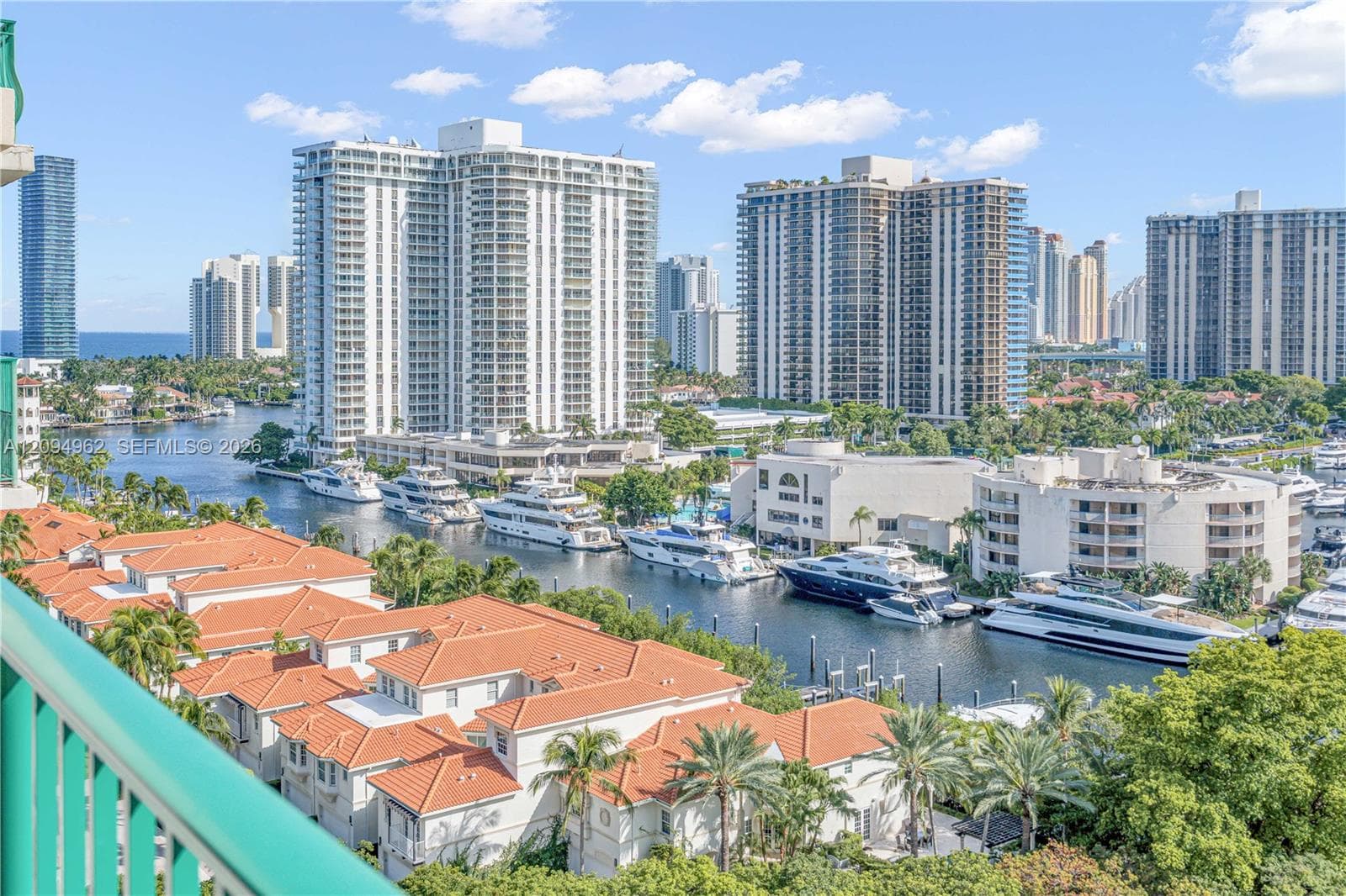 TURNBERRY VILLAGE · #1209 in Aventura - Photo 3