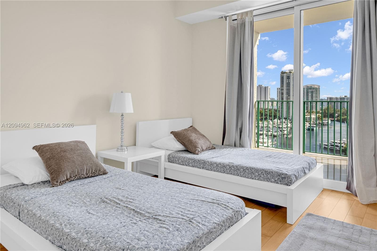 TURNBERRY VILLAGE · #1209 in Aventura - Photo 9