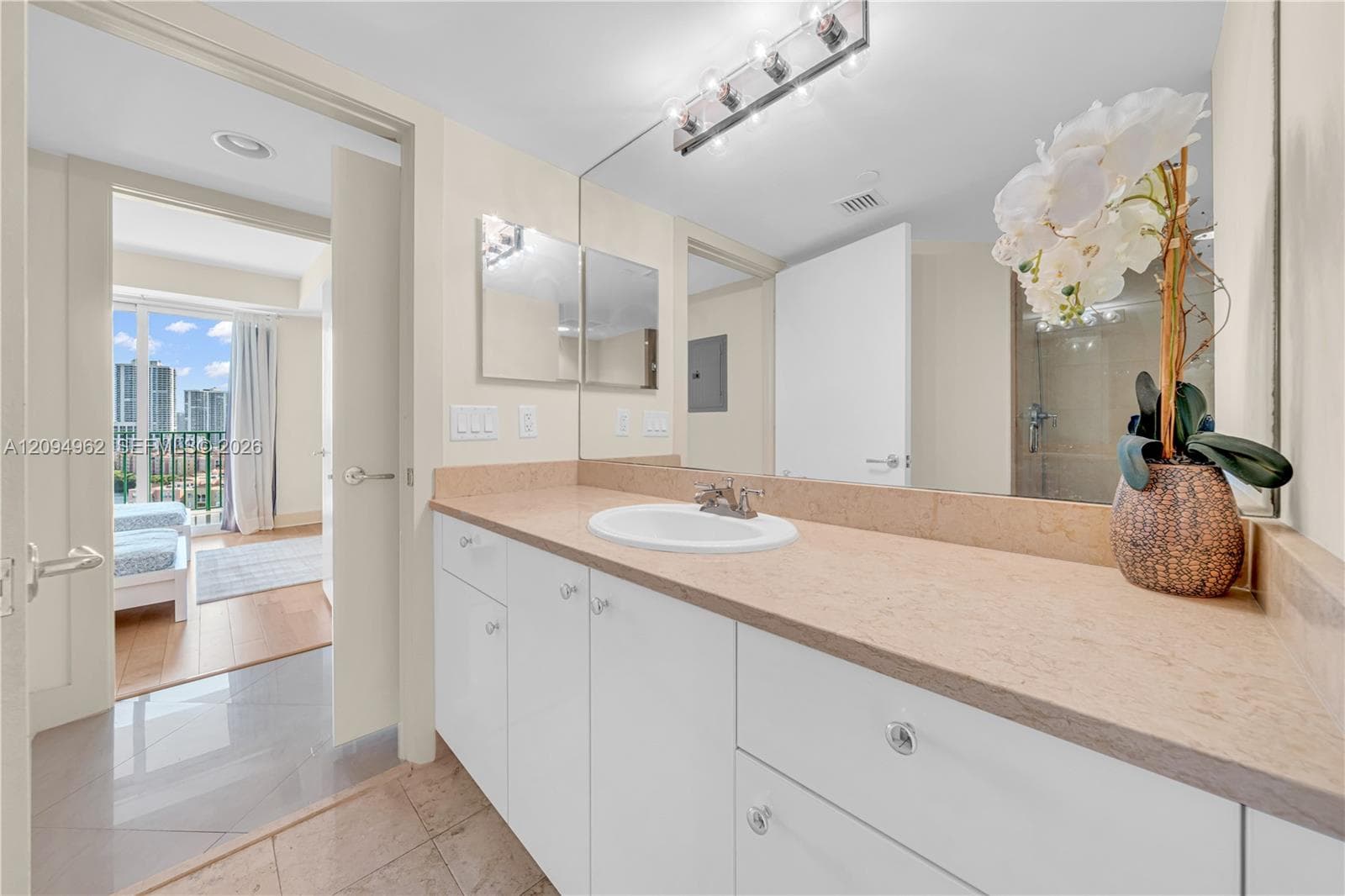 TURNBERRY VILLAGE · #1209 in Aventura - Photo 10