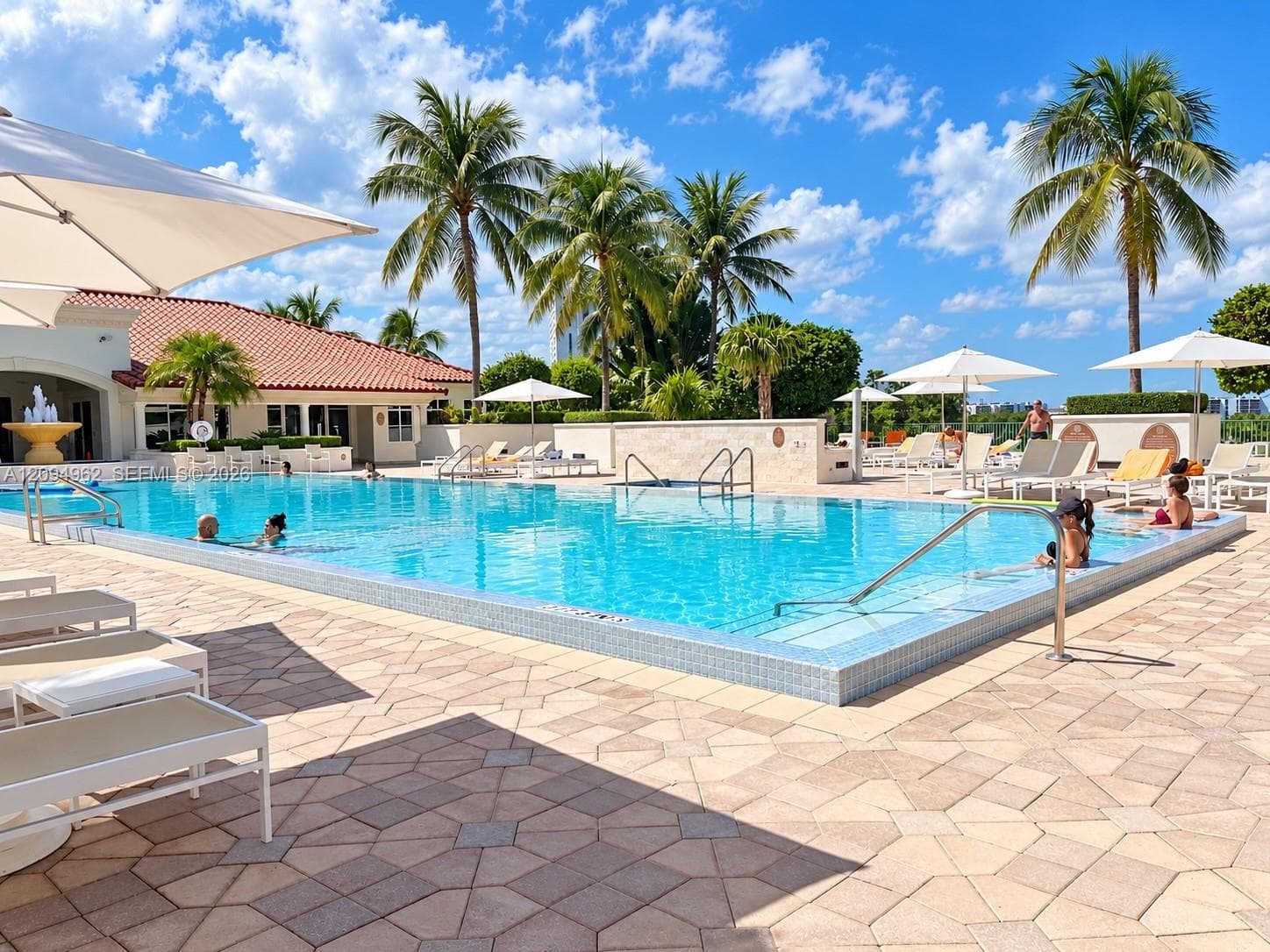 TURNBERRY VILLAGE · #1209 in Aventura - Photo 15