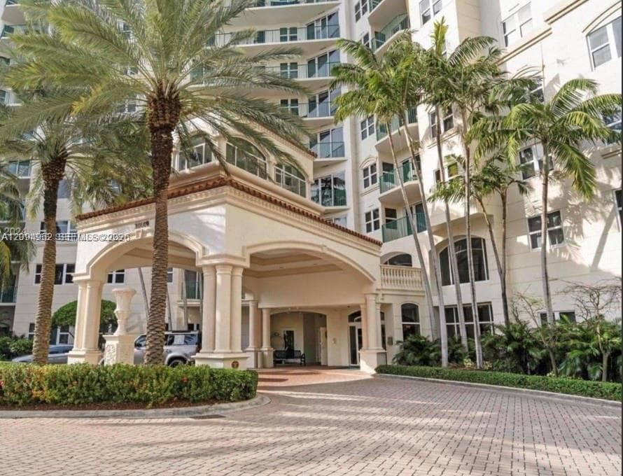 TURNBERRY VILLAGE · #1209 in Aventura - Photo 19