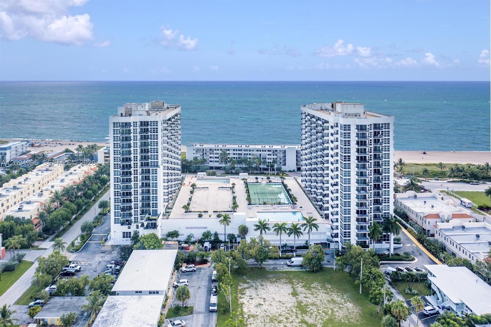 SILVER THATCH ATLANTIC PL · #404 in Pompano Beach - Photo 11