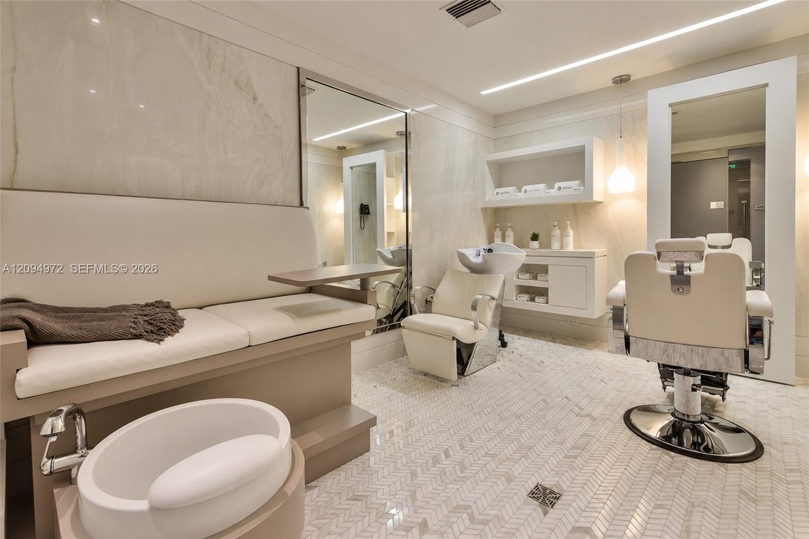 Chateau Beach Residences · #1602 in Sunny Isles Beach - Photo 56