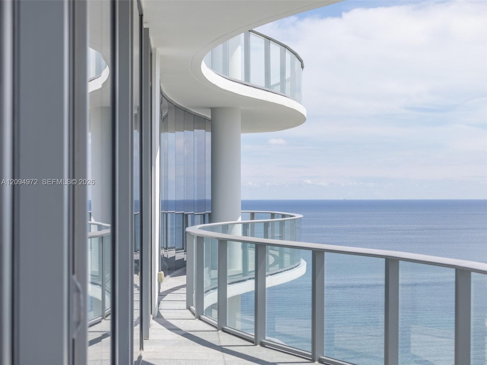Chateau Beach Residences · #1602 in Sunny Isles Beach - Photo 31