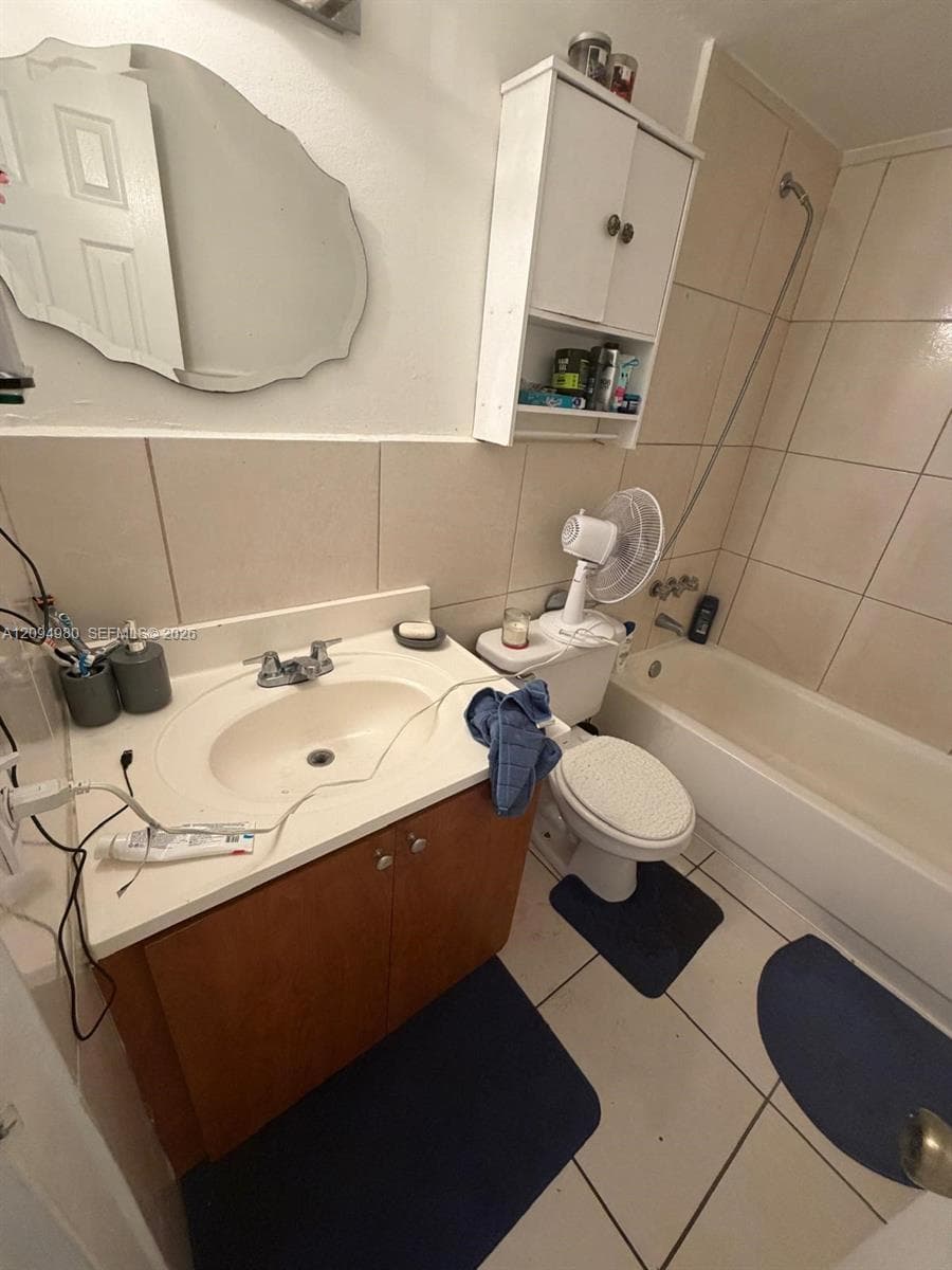 AGUA DULCE CONDO · #202 in Sweetwater - Photo 8