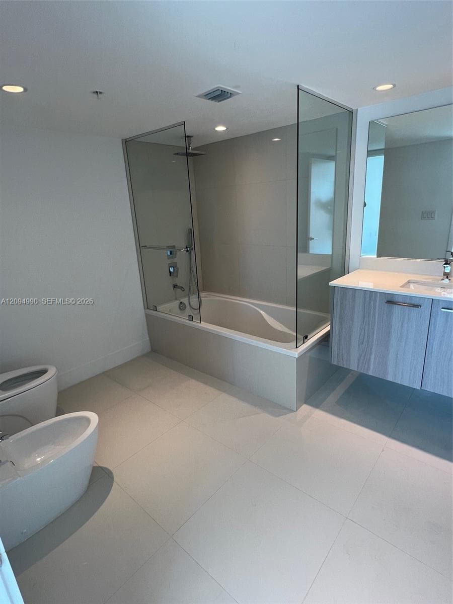 THE PALMS CONDO · #704 in Bay Harbor Islands - Photo 7