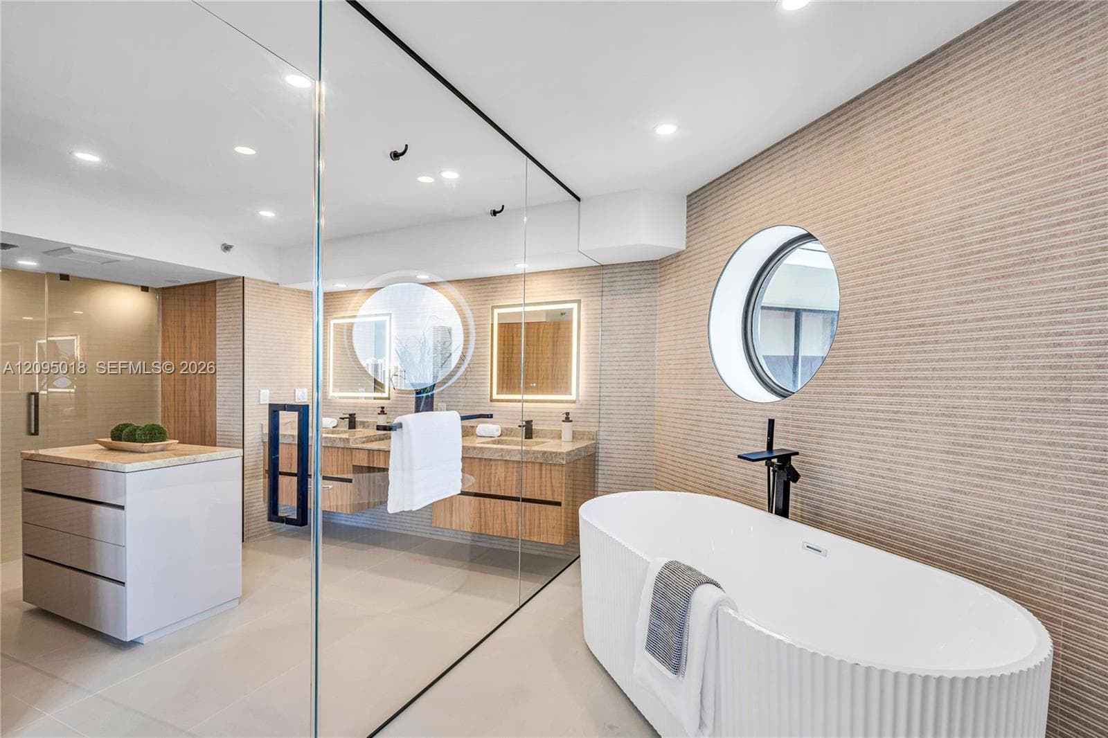 The Landmark · #1904 in Aventura - Photo 17