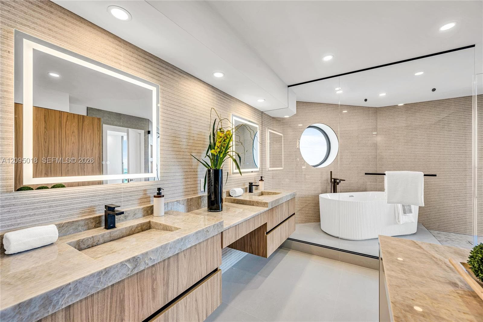 The Landmark · #1904 in Aventura - Photo 16