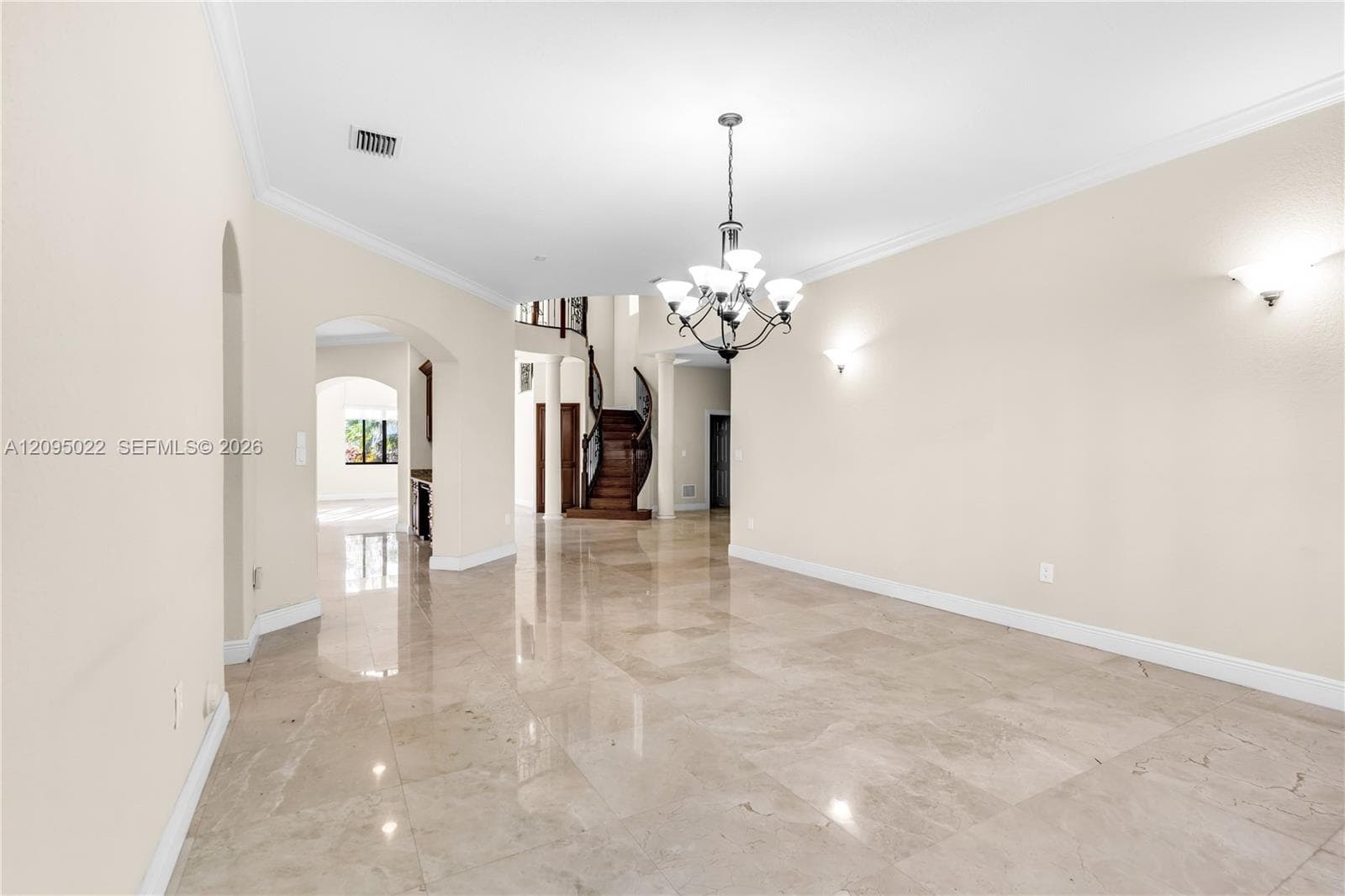 DINNING ROOM