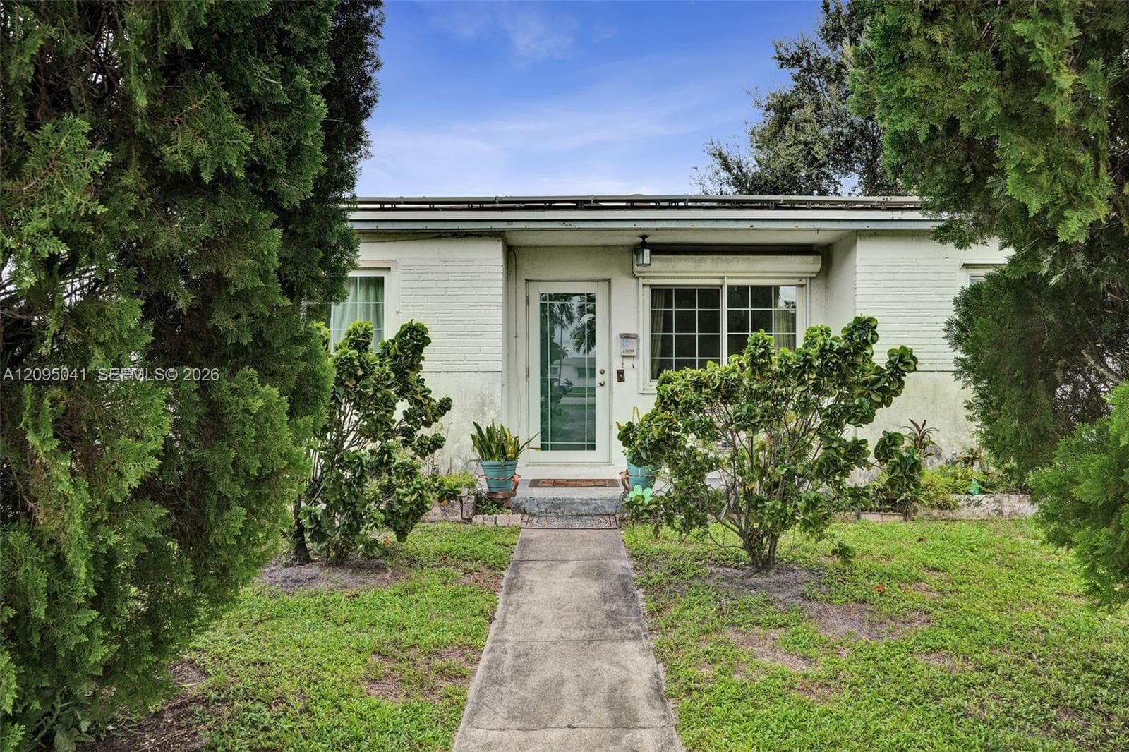 17401 NE 11th Ct photo 6