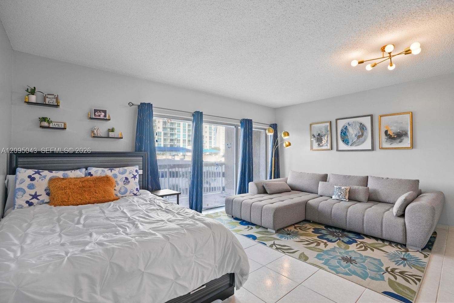 THE HEMISPHERES · #3A in Hallandale Beach - Photo 1