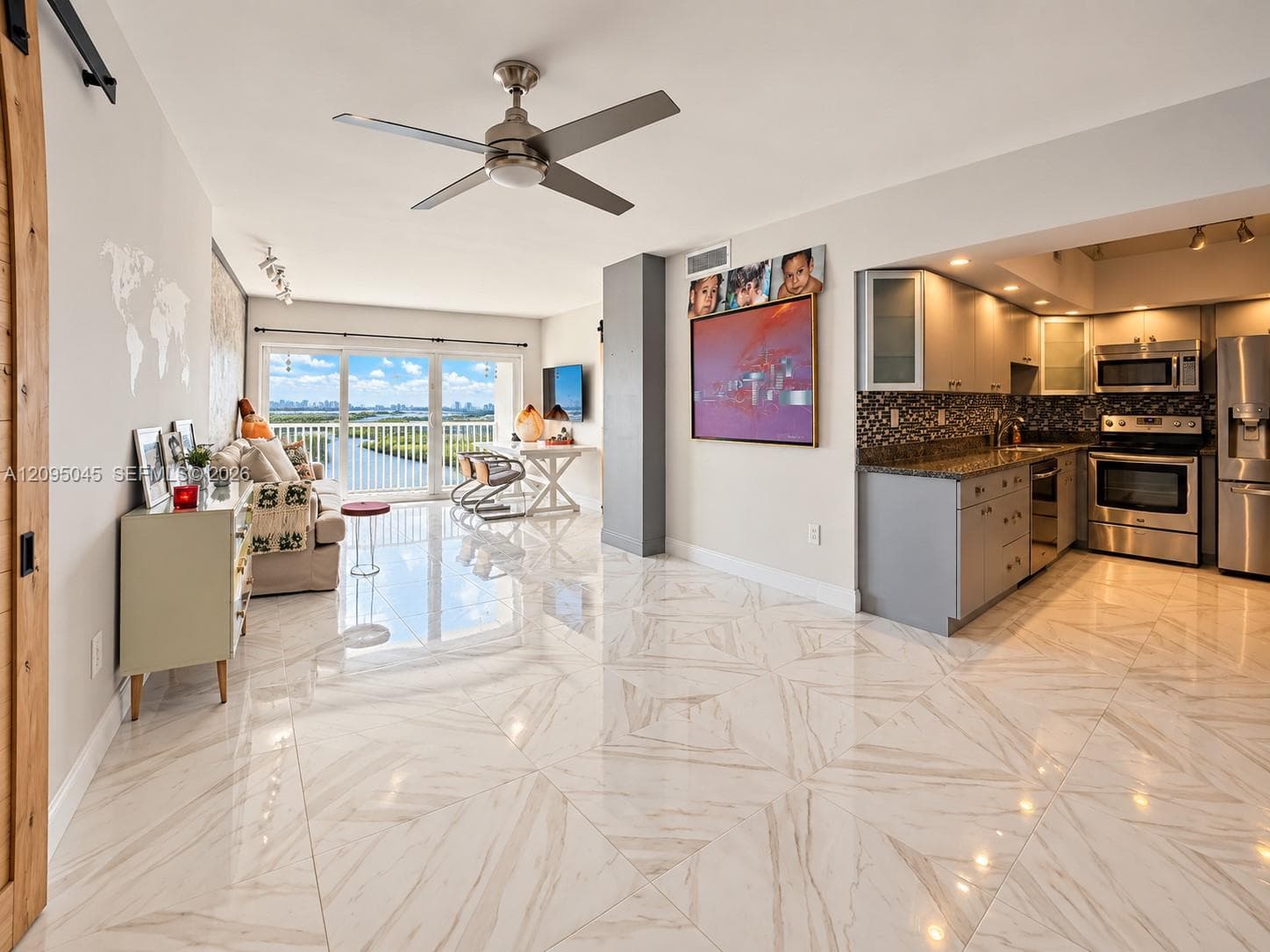 Arlen House · #2014 in Sunny Isles Beach - Photo 9