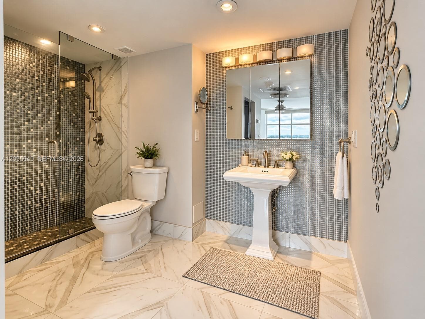 Arlen House · #2014 in Sunny Isles Beach - Photo 15