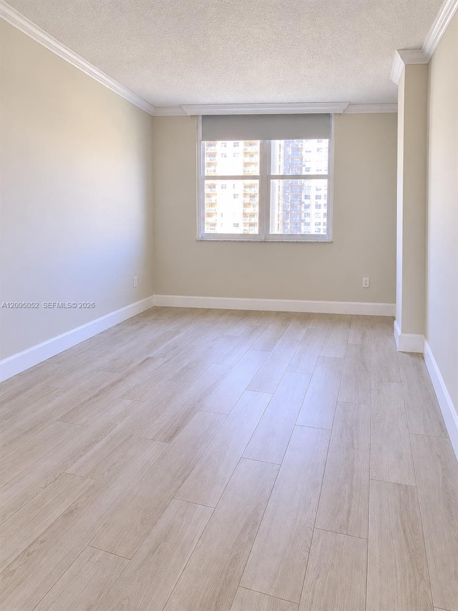 ARLEN HOUSE WEST CONDO · #621 in Sunny Isles Beach - Photo 5