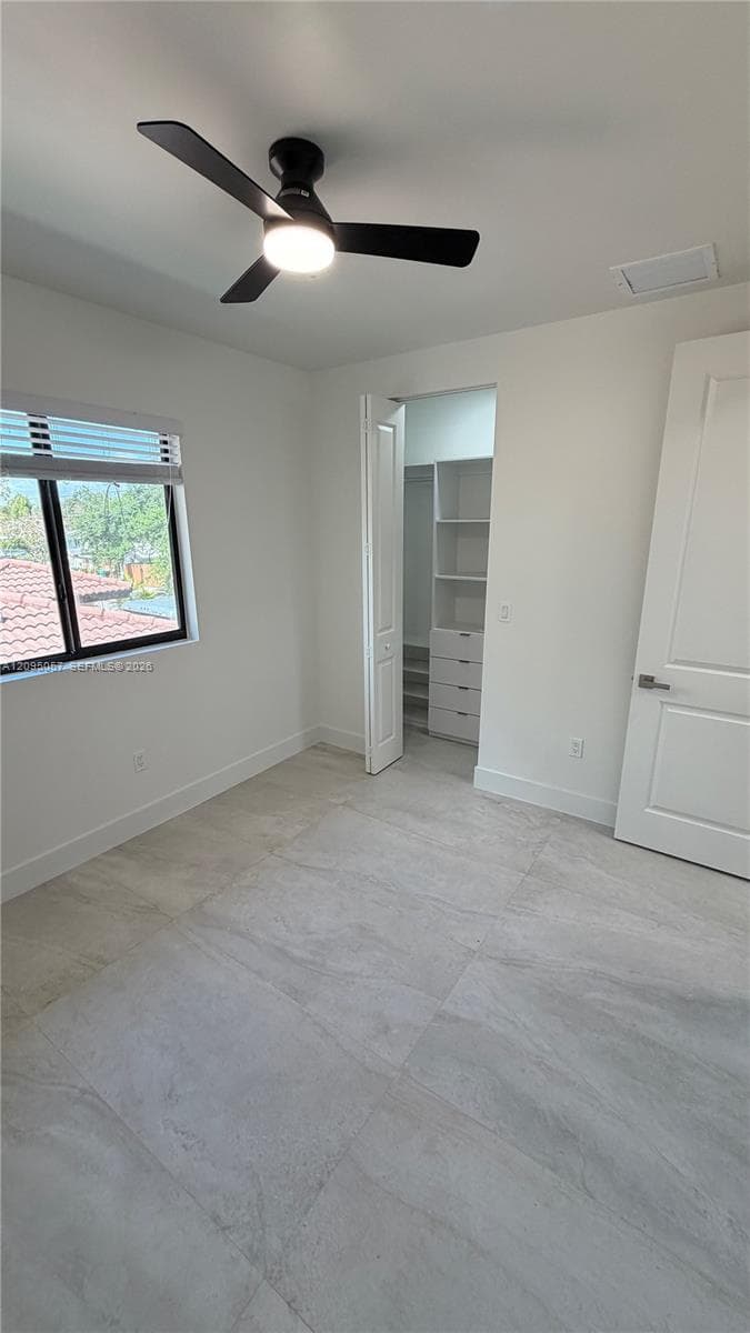 18340 SW 102 PL photo 17