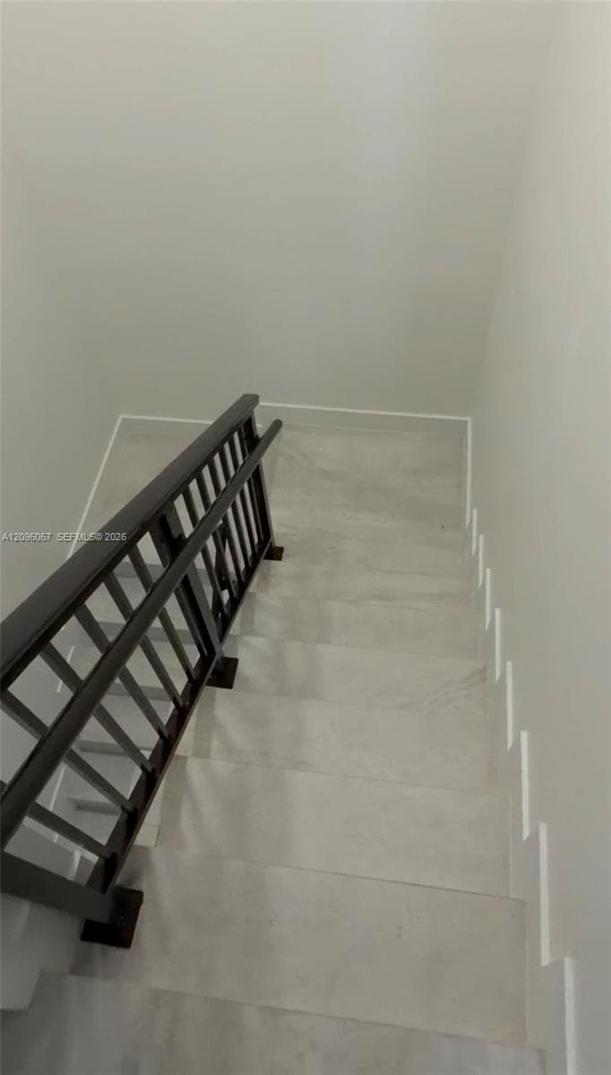 18340 SW 102 PL photo 12