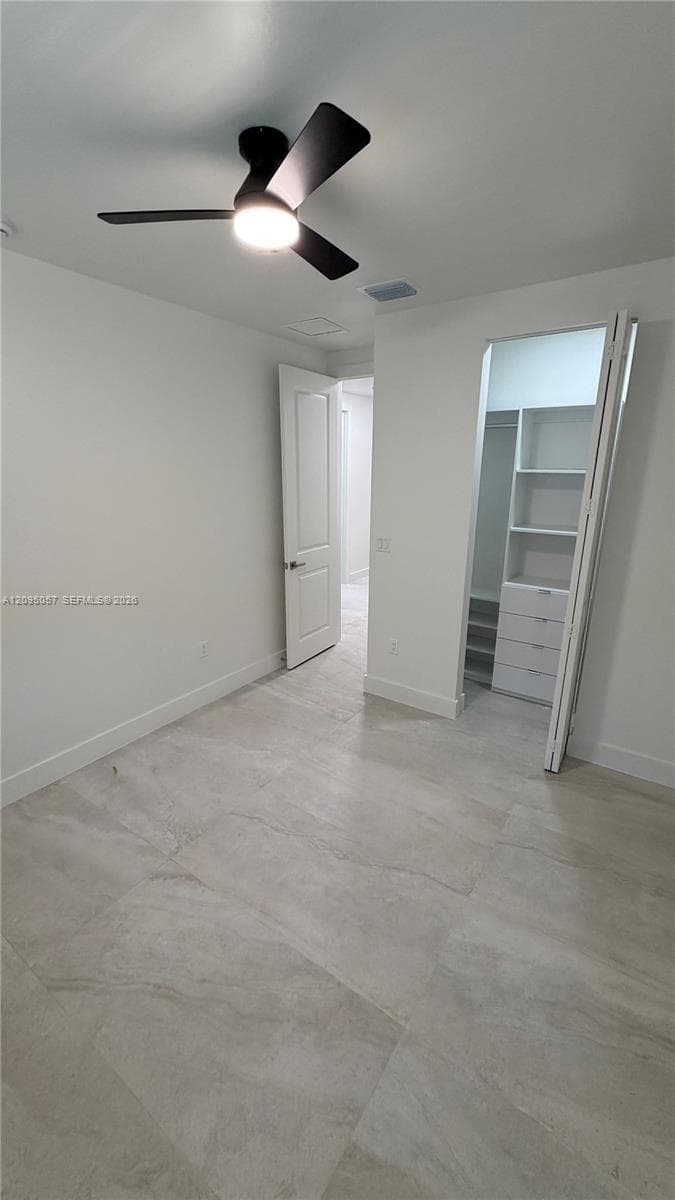 18340 SW 102 PL photo 20