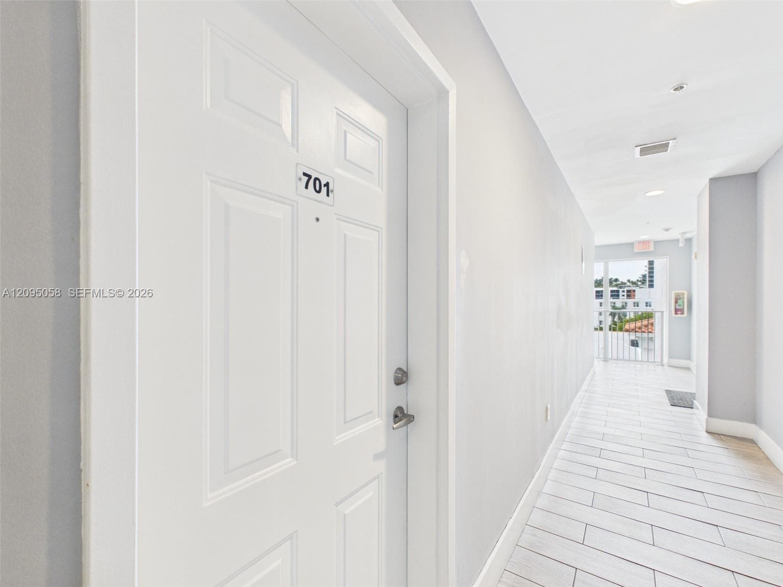 BROADMOOR SUB · #701 in Miami - Photo 1