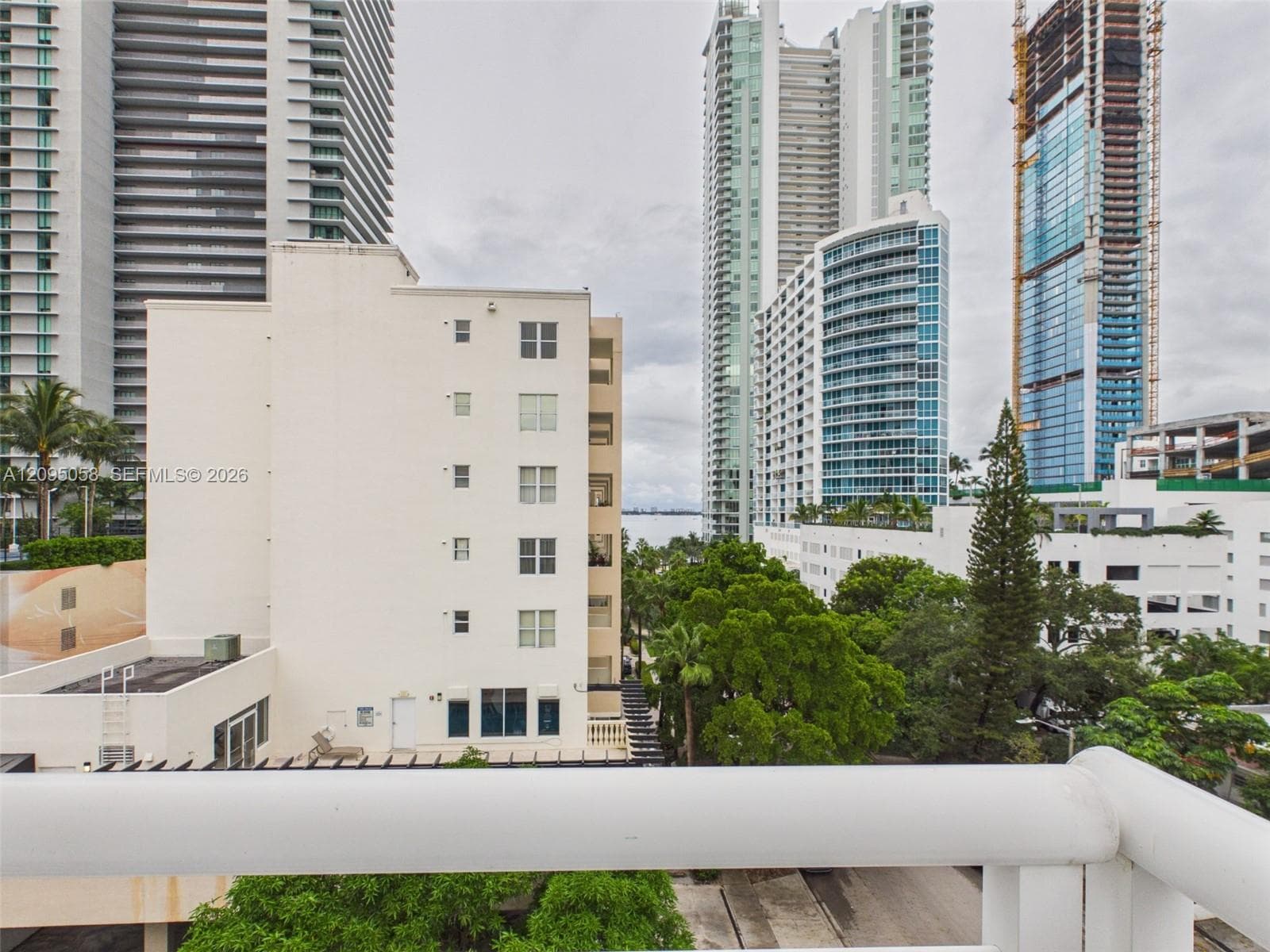 BROADMOOR SUB · #701 in Miami - Photo 28