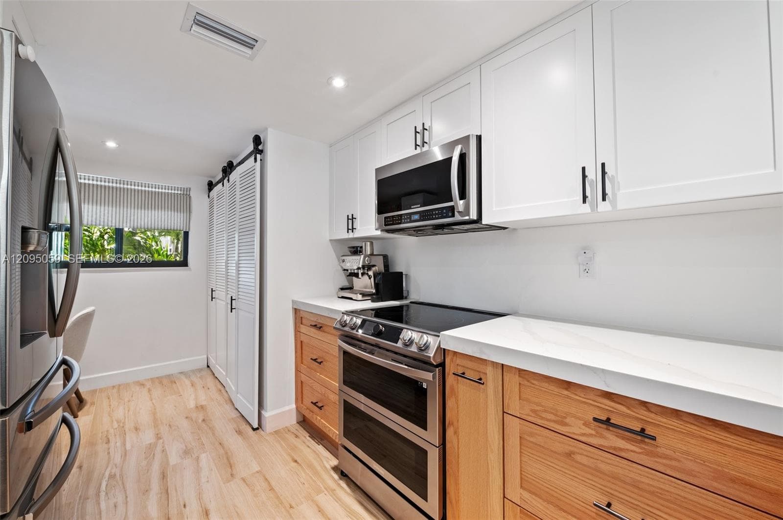 2600 Cardena St #11 photo 3