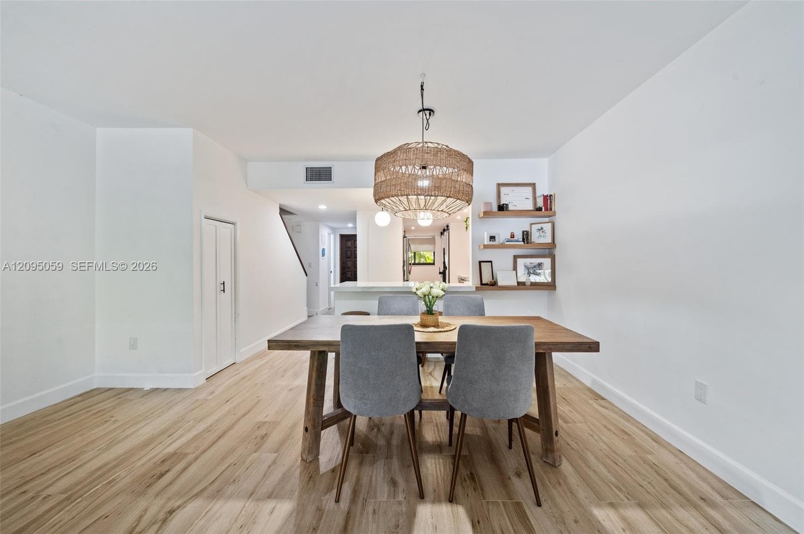 2600 Cardena St #11 photo 5