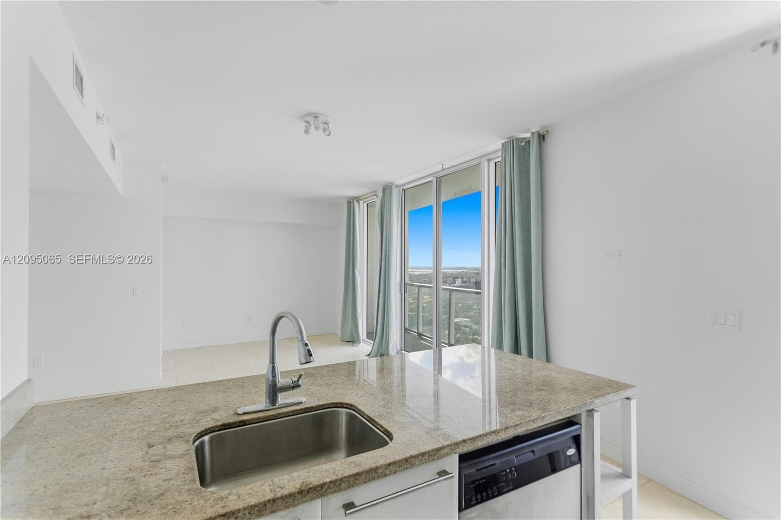 Latitude on the River · #3600 in Miami - Photo 7