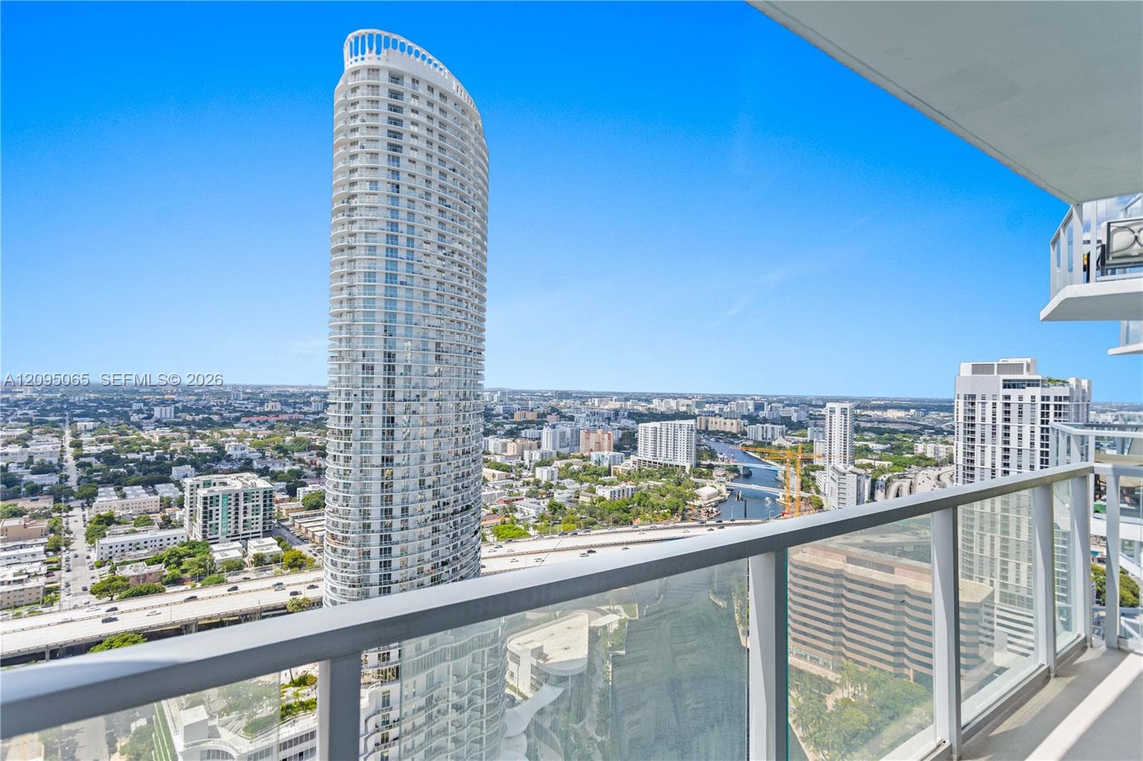 Latitude on the River · #3600 in Miami - Photo 1