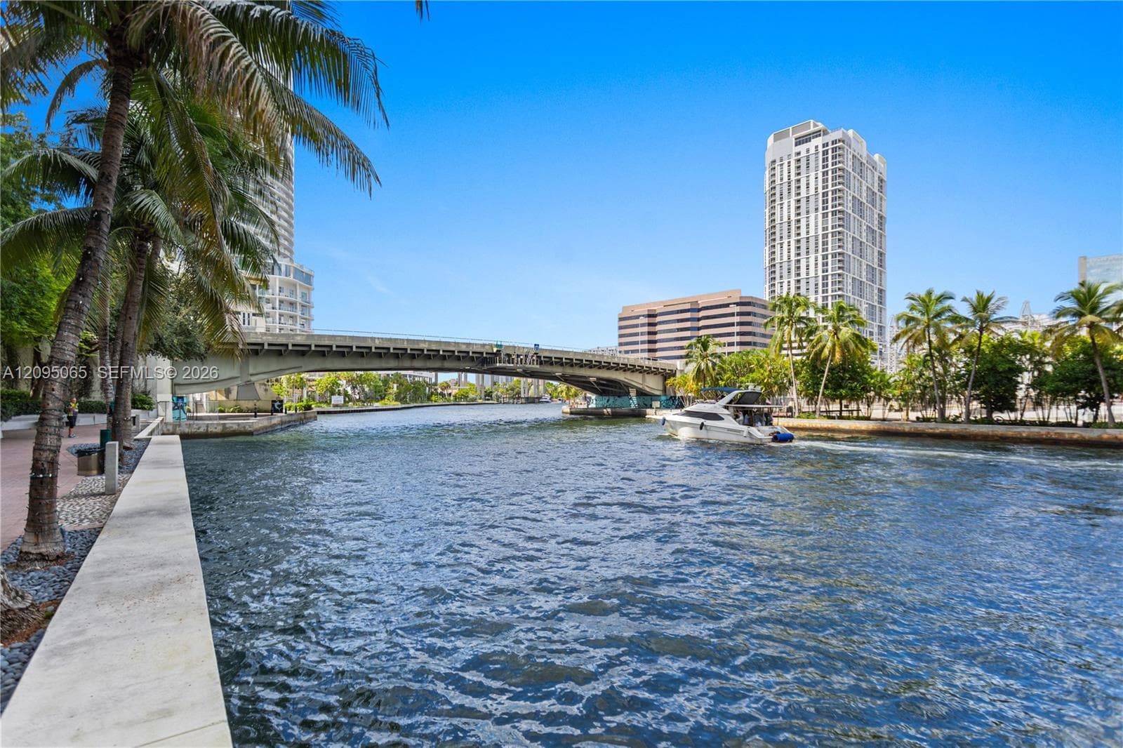 Latitude on the River · #3600 in Miami - Photo 20