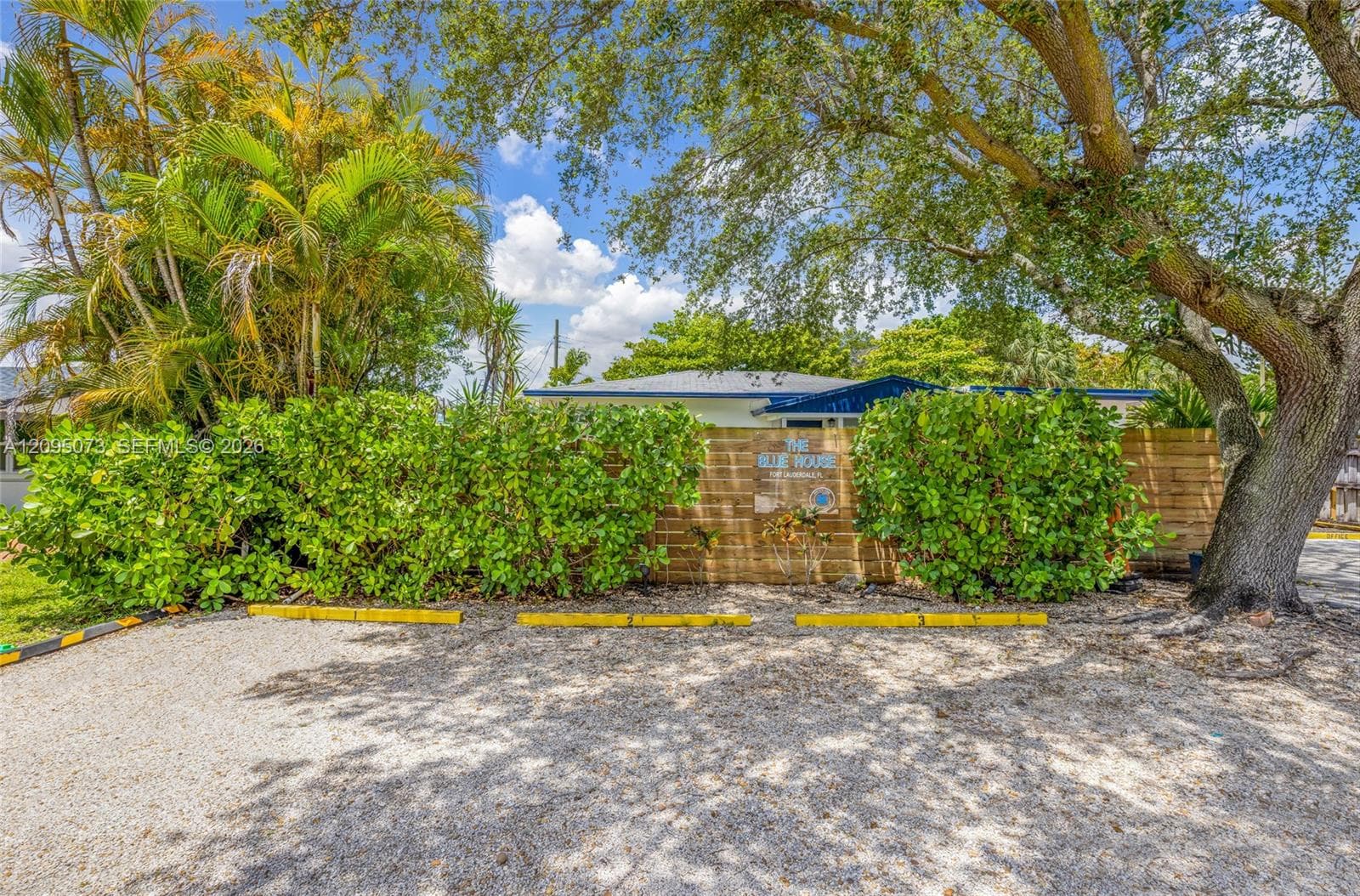 1137 SW 8th Ter photo 47