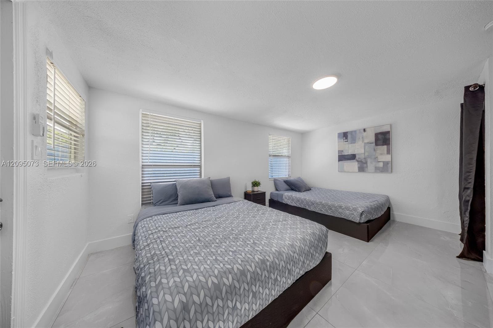 1137 SW 8th Ter photo 32