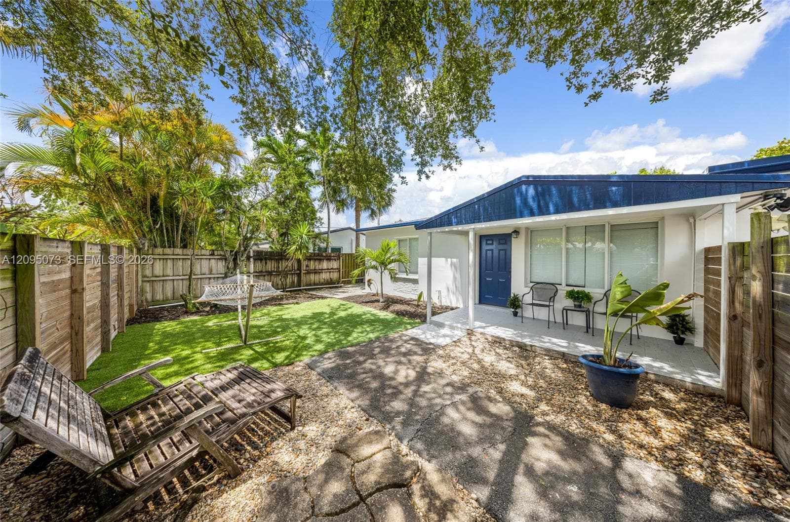 1137 SW 8th Ter photo 39