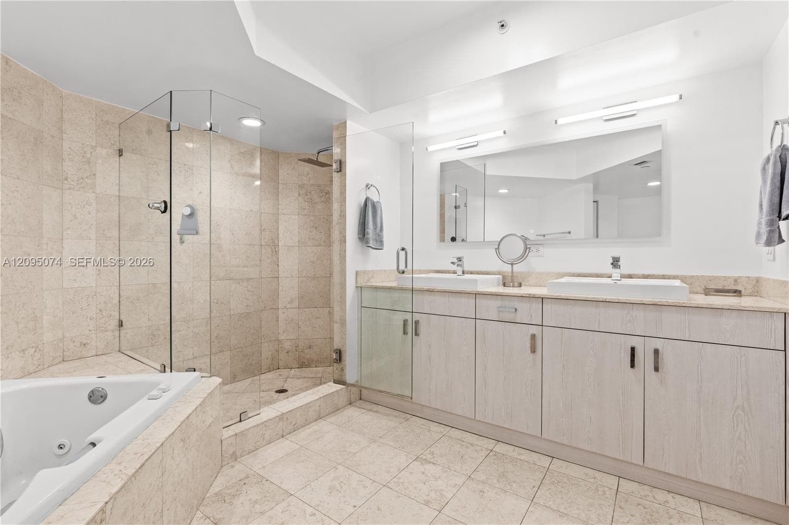 The Point Of Aventura · #1703 in Aventura - Photo 13