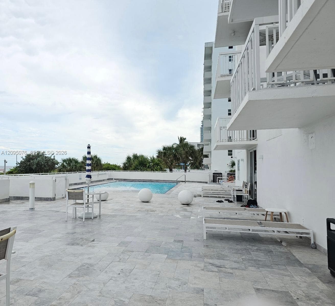 THE PRESIDENTIAL CONDO · #522 in Miami Beach - Photo 17