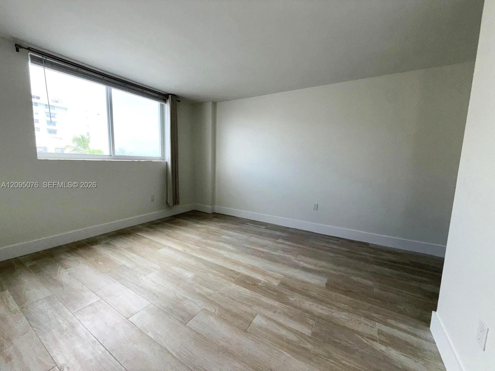 THE PRESIDENTIAL CONDO · #522 in Miami Beach - Photo 8