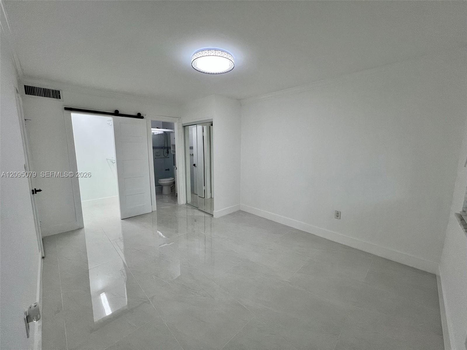 LAKEWOOD VILLAS CONDO · #C211 in Miami - Photo 17