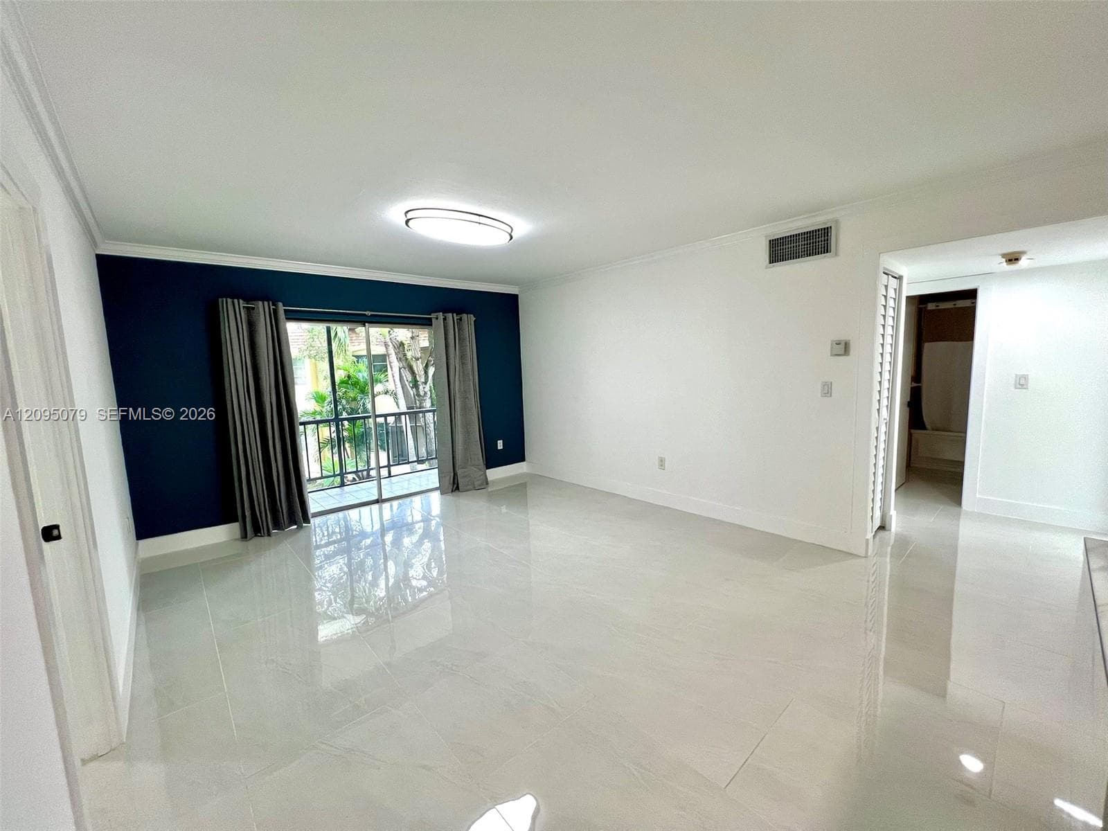LAKEWOOD VILLAS CONDO · #C211 in Miami - Photo 16