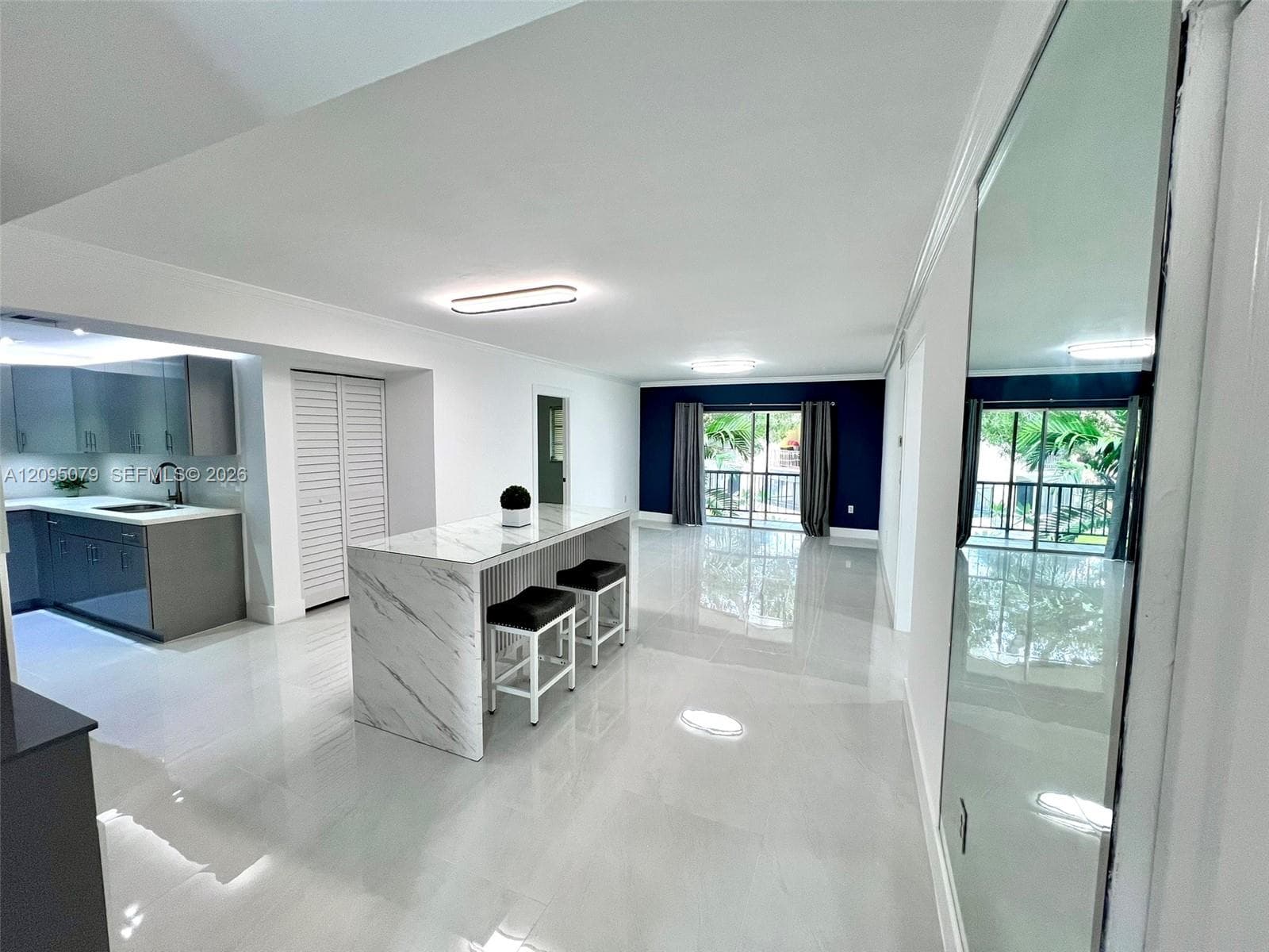 LAKEWOOD VILLAS CONDO · #C211 in Miami - Photo 1